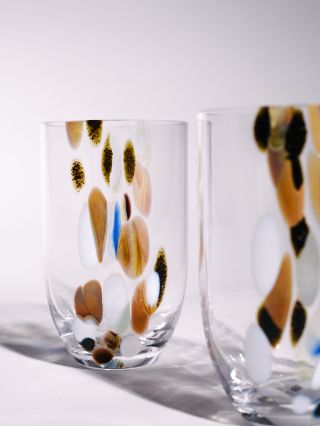 Our Marble Confetti tumblers, bringing a touch of autumn atmosphere. 🍂 #annavonlipa #everydaybeauty