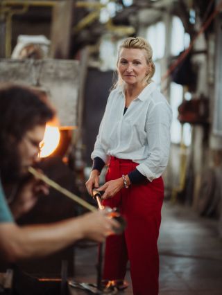 🇨🇿🇩🇰 A collaboration shaped by two women, two visions. Danish designer Jytte Correll and Czech glass artist Jitka Skuhravá...